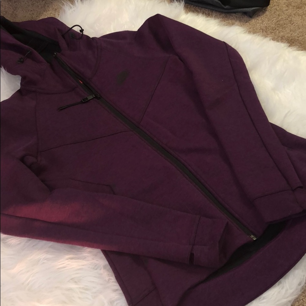 nike tech fit